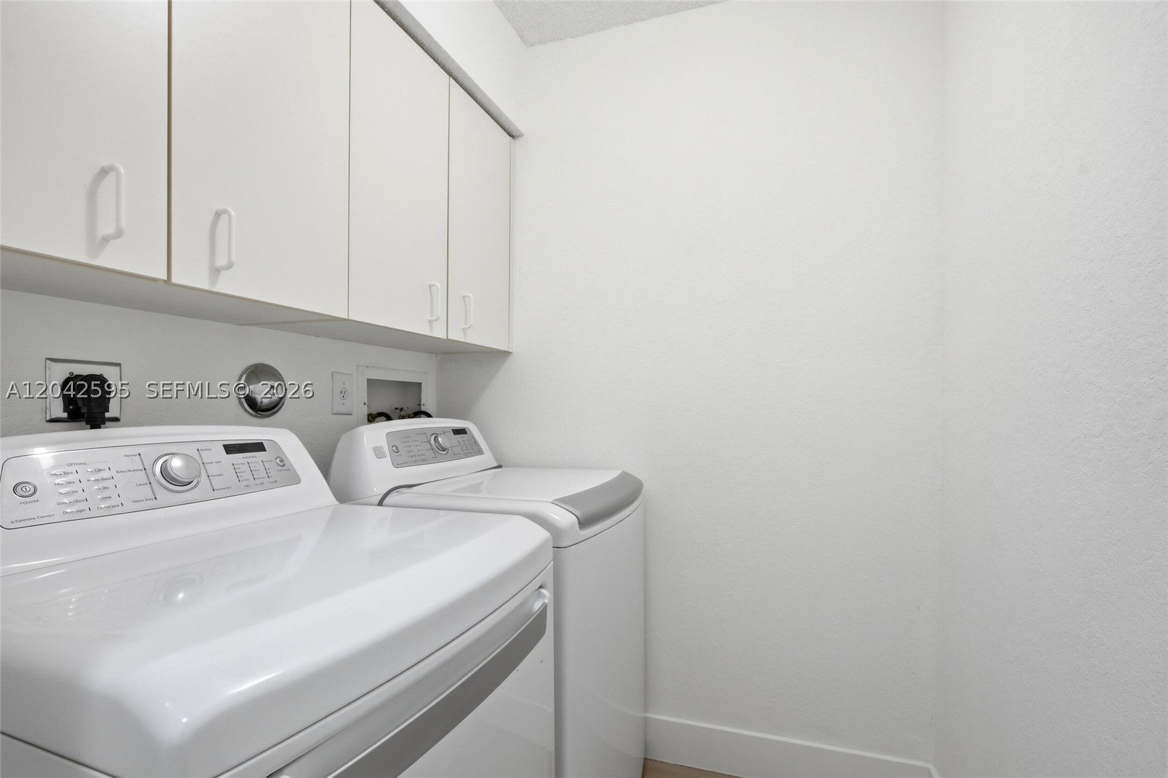 SAPPHIRE SHORES-SAPPHIRE S - Residential