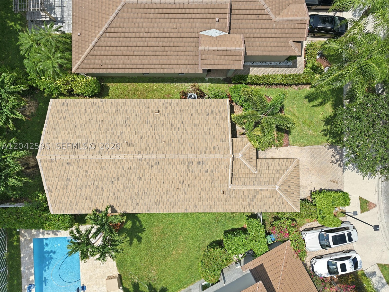 SAPPHIRE SHORES-SAPPHIRE S - Residential