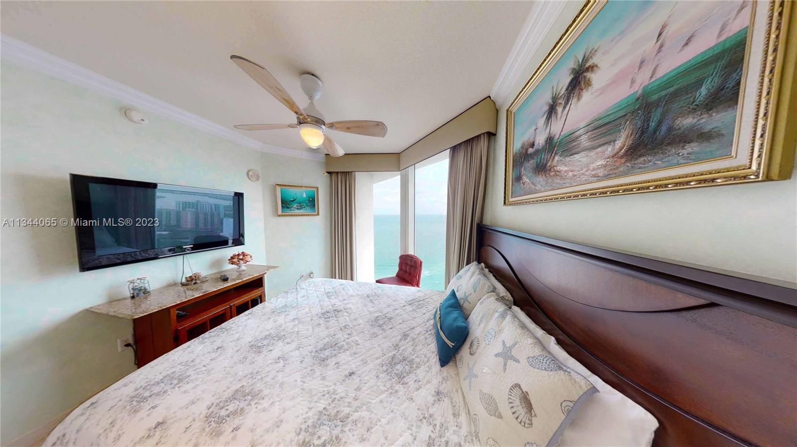 LA PERLA CONDO - Residential Lease