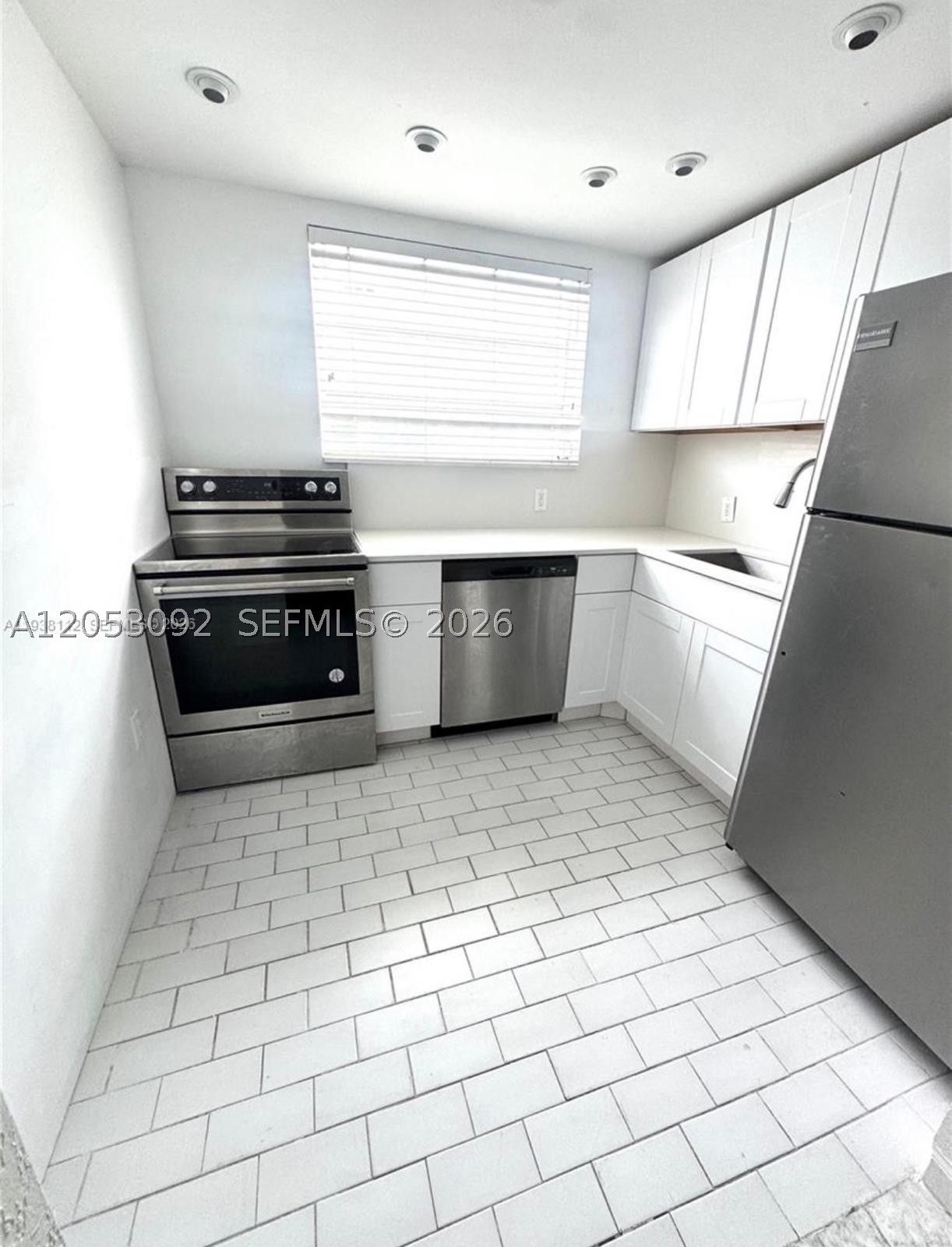 1211 PENNSYLVANIA CONDO - Residential Lease