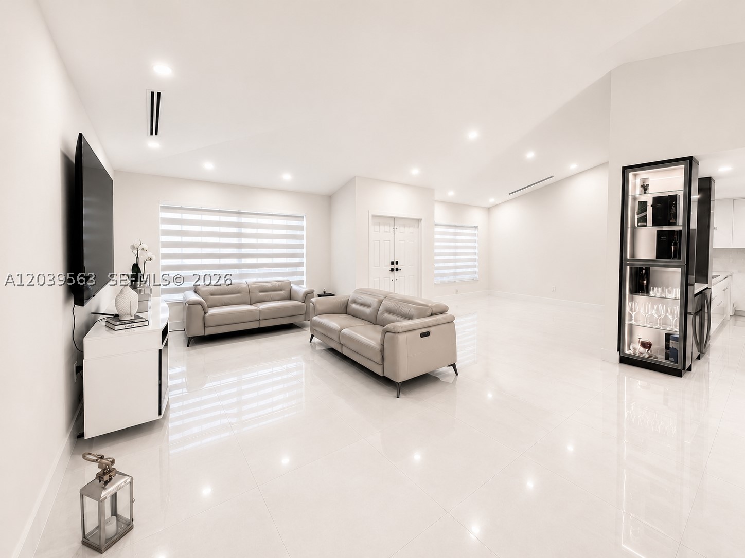 CASSANDRA ESTATES - Residential