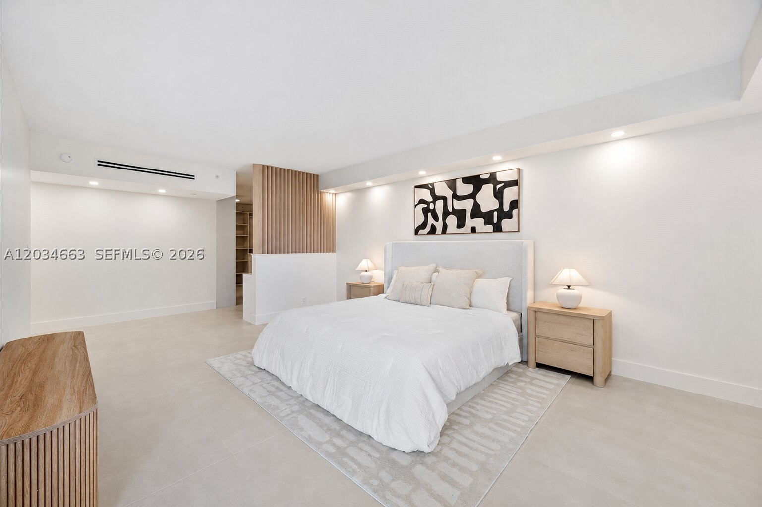 TURNBERRY TOWERS CONDO - Residential
