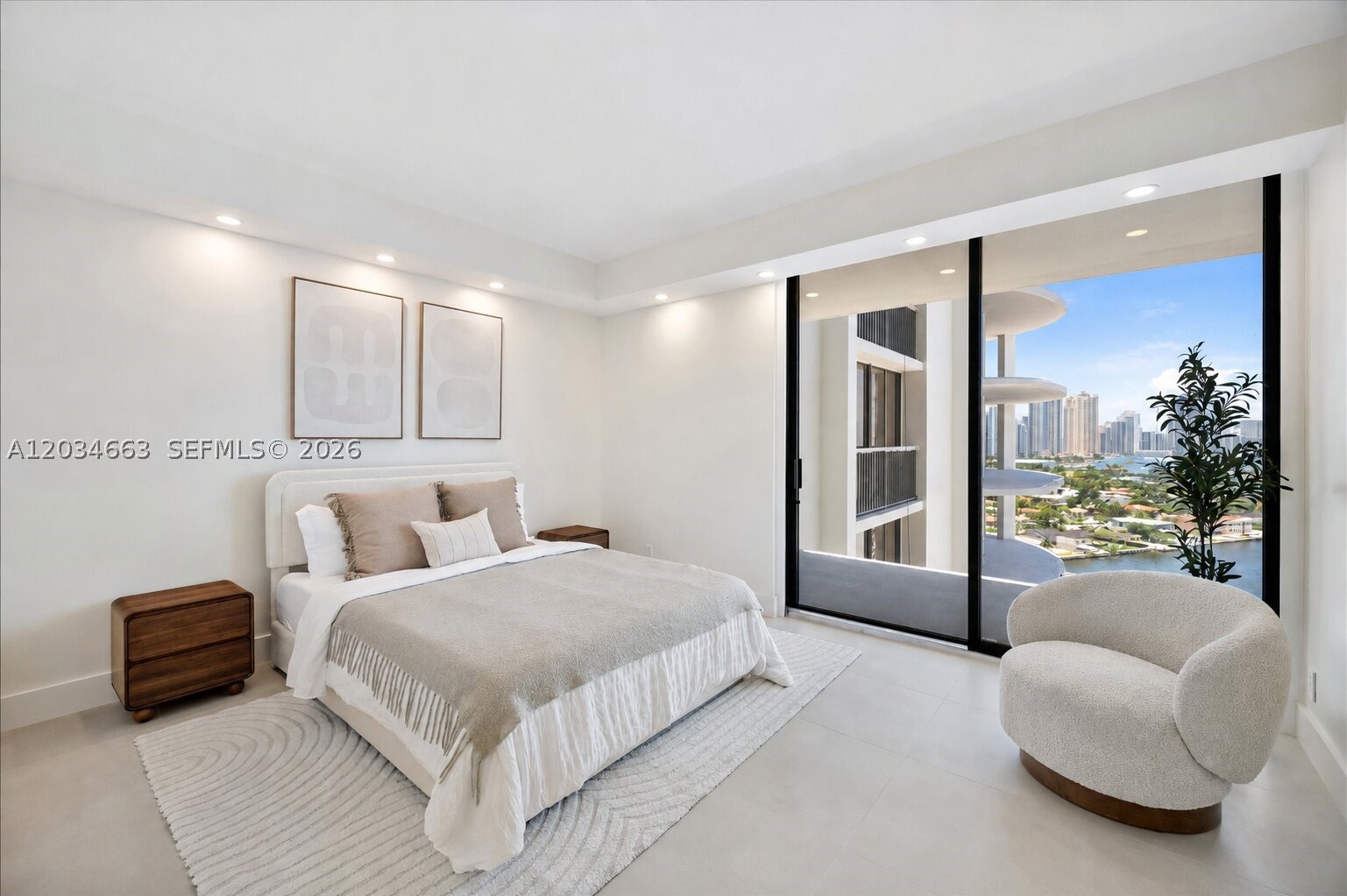 TURNBERRY TOWERS CONDO - Residential