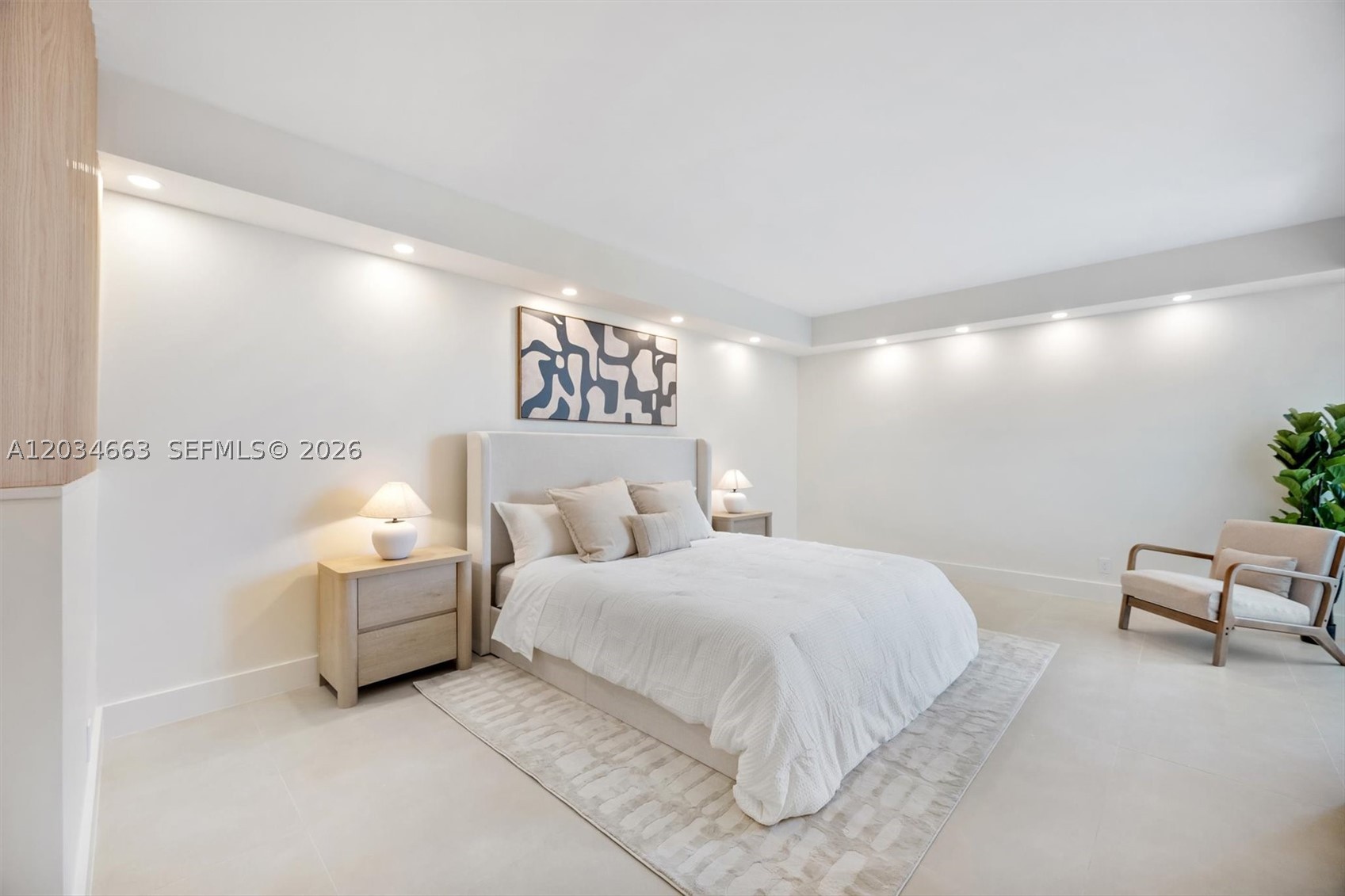 TURNBERRY TOWERS CONDO - Residential