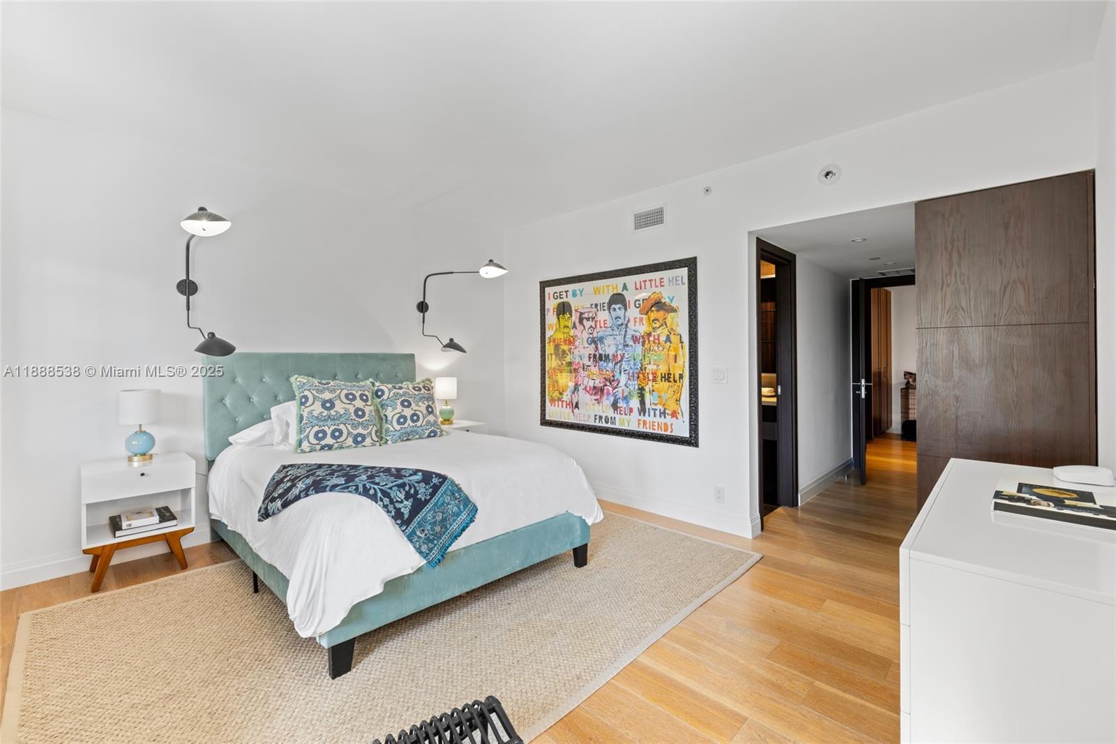 SEASIDE CONDO - Residential