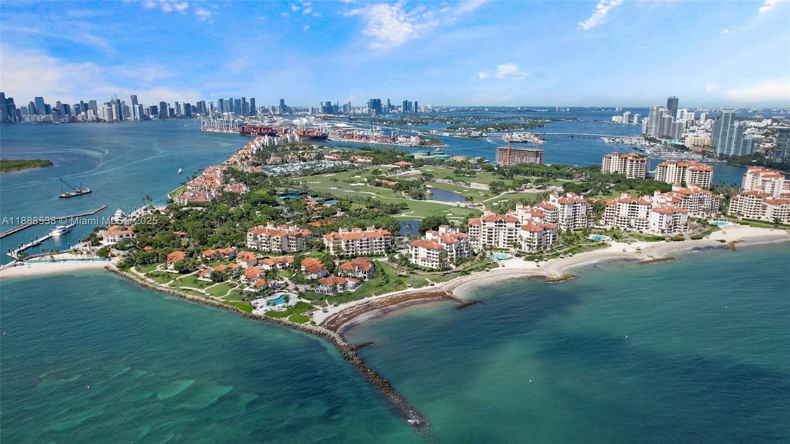 SEASIDE CONDO - Residential