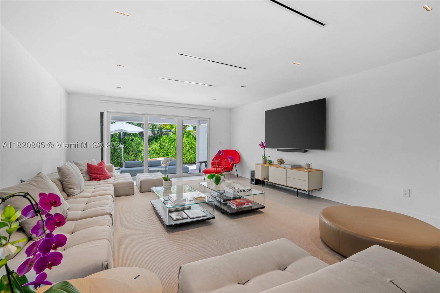 ALTOS DEL MAR NO 4 - Residential