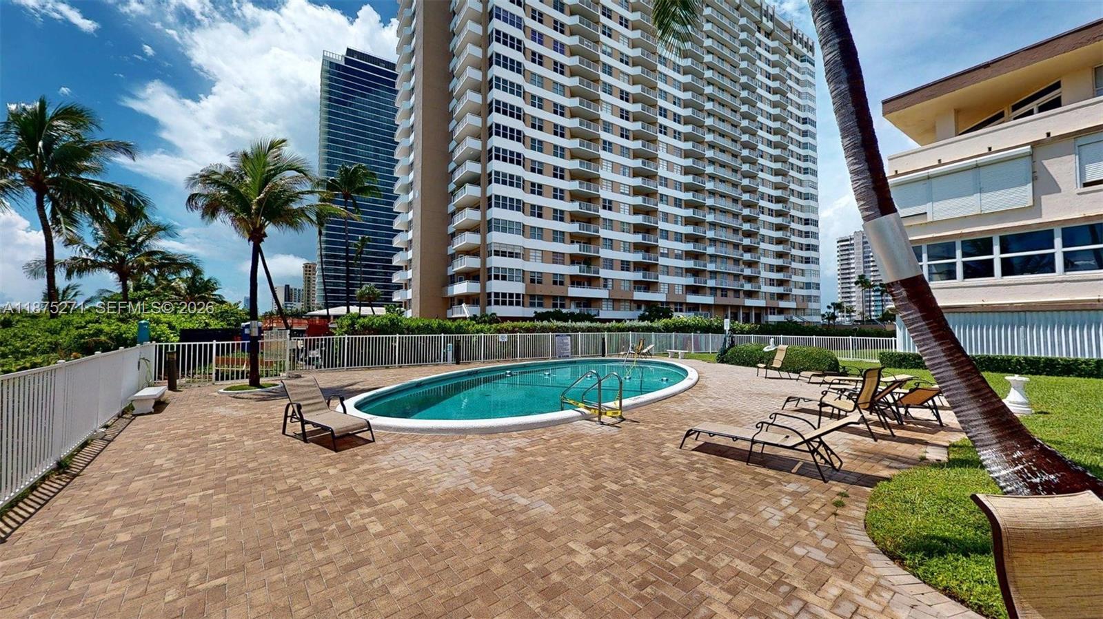 TAROMINA APTS CO-OP - Residential