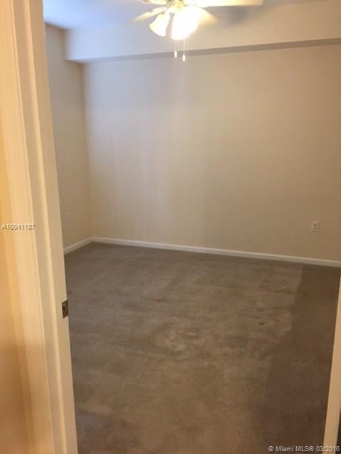 PALMS POINT CONDO - Residential Lease