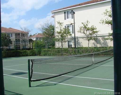 PALMS POINT CONDO - Residential Lease