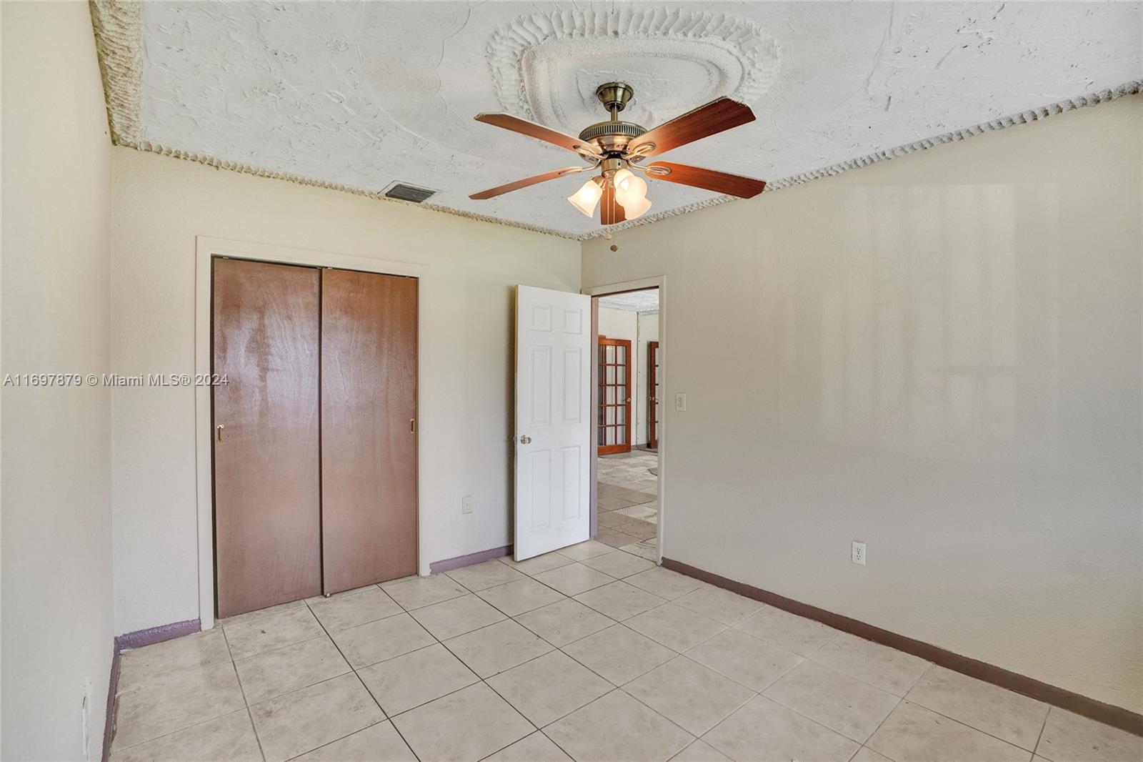 LIBERTY HOMES ESTATES SEC - Residential