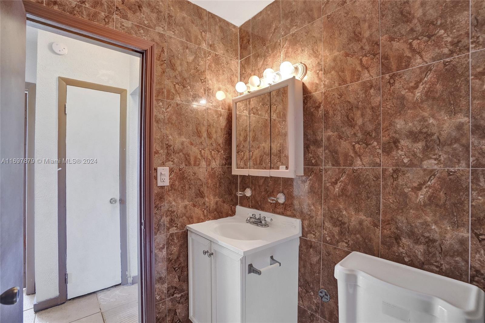 LIBERTY HOMES ESTATES SEC - Residential