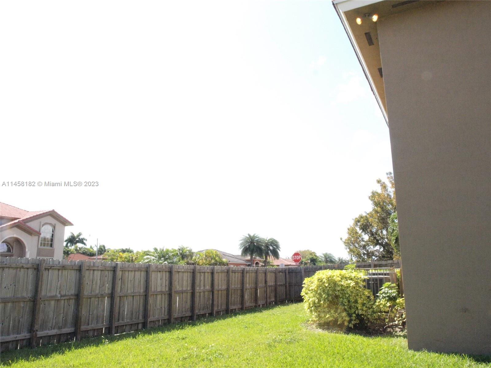 DON ELIAS ESTATES - Residential Lease