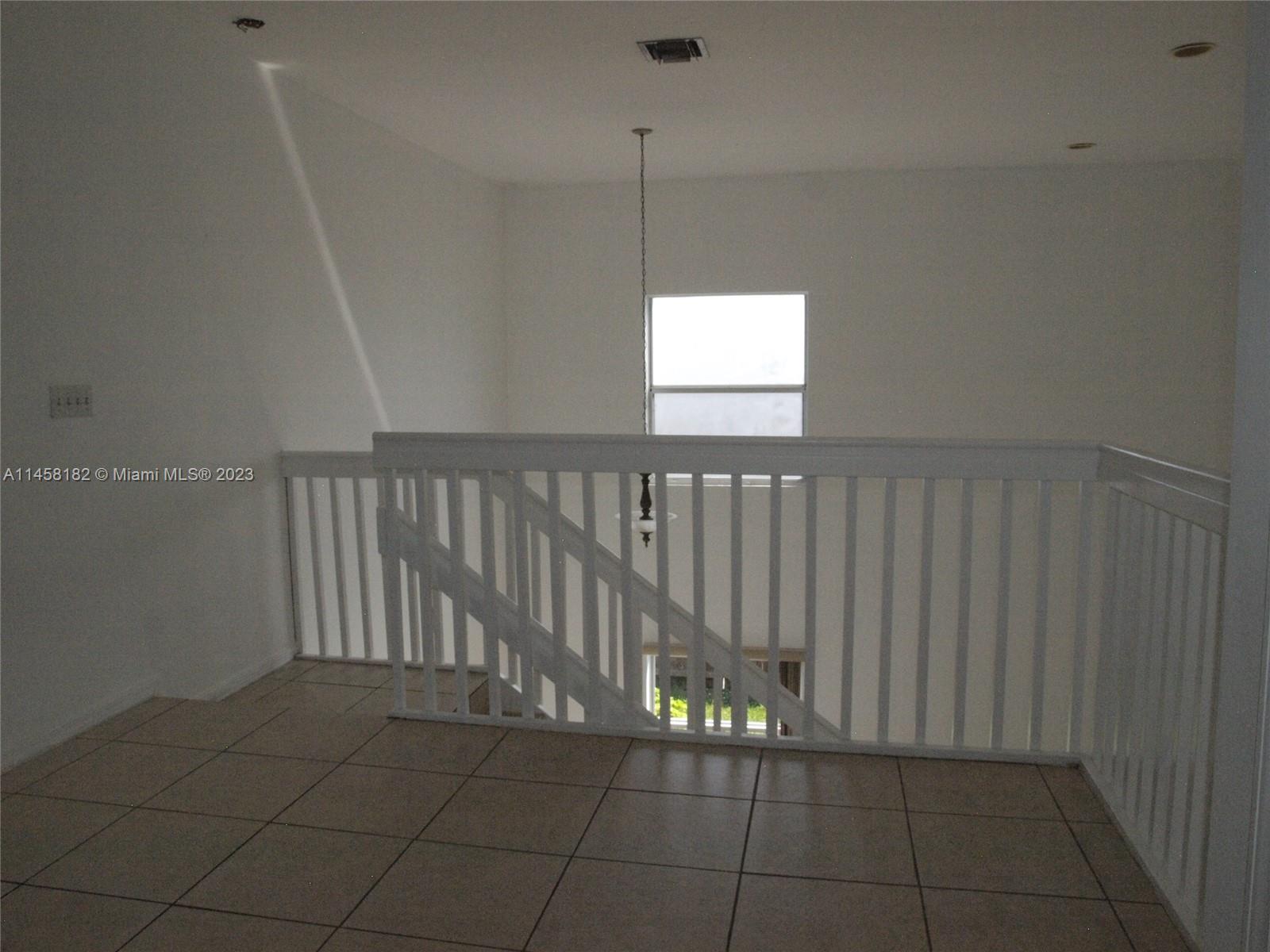 DON ELIAS ESTATES - Residential Lease