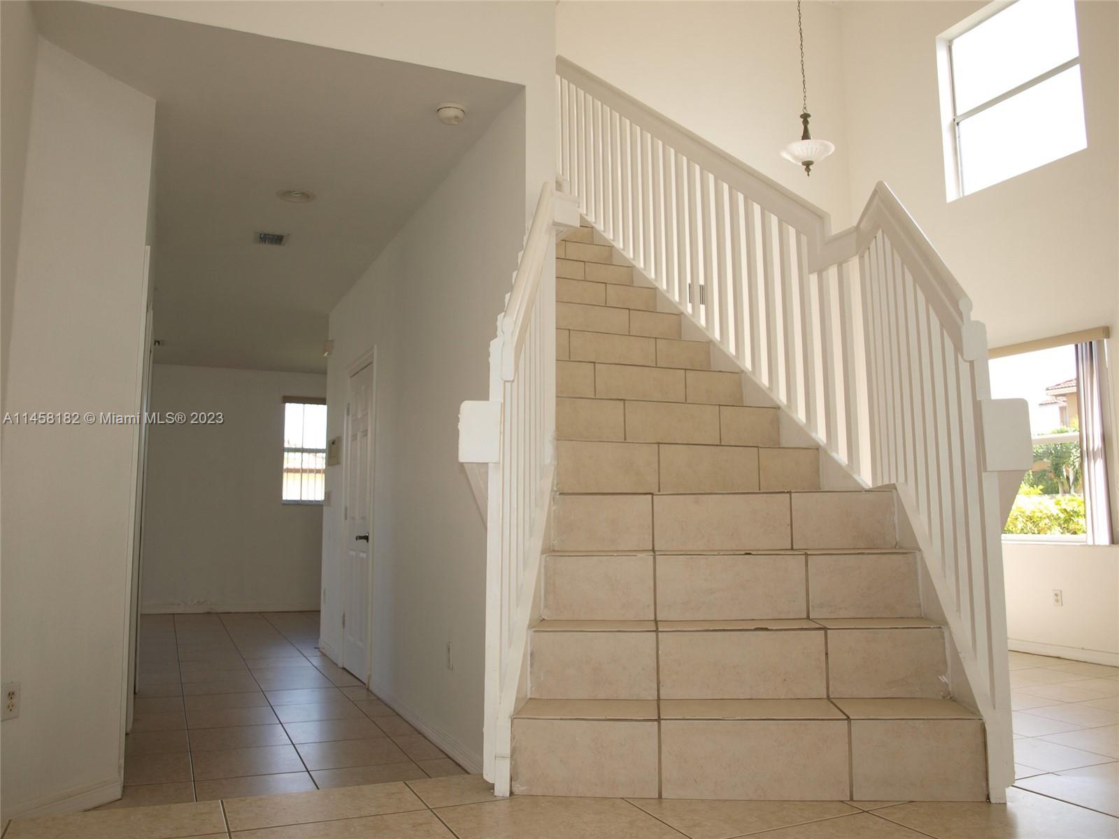 DON ELIAS ESTATES - Residential Lease