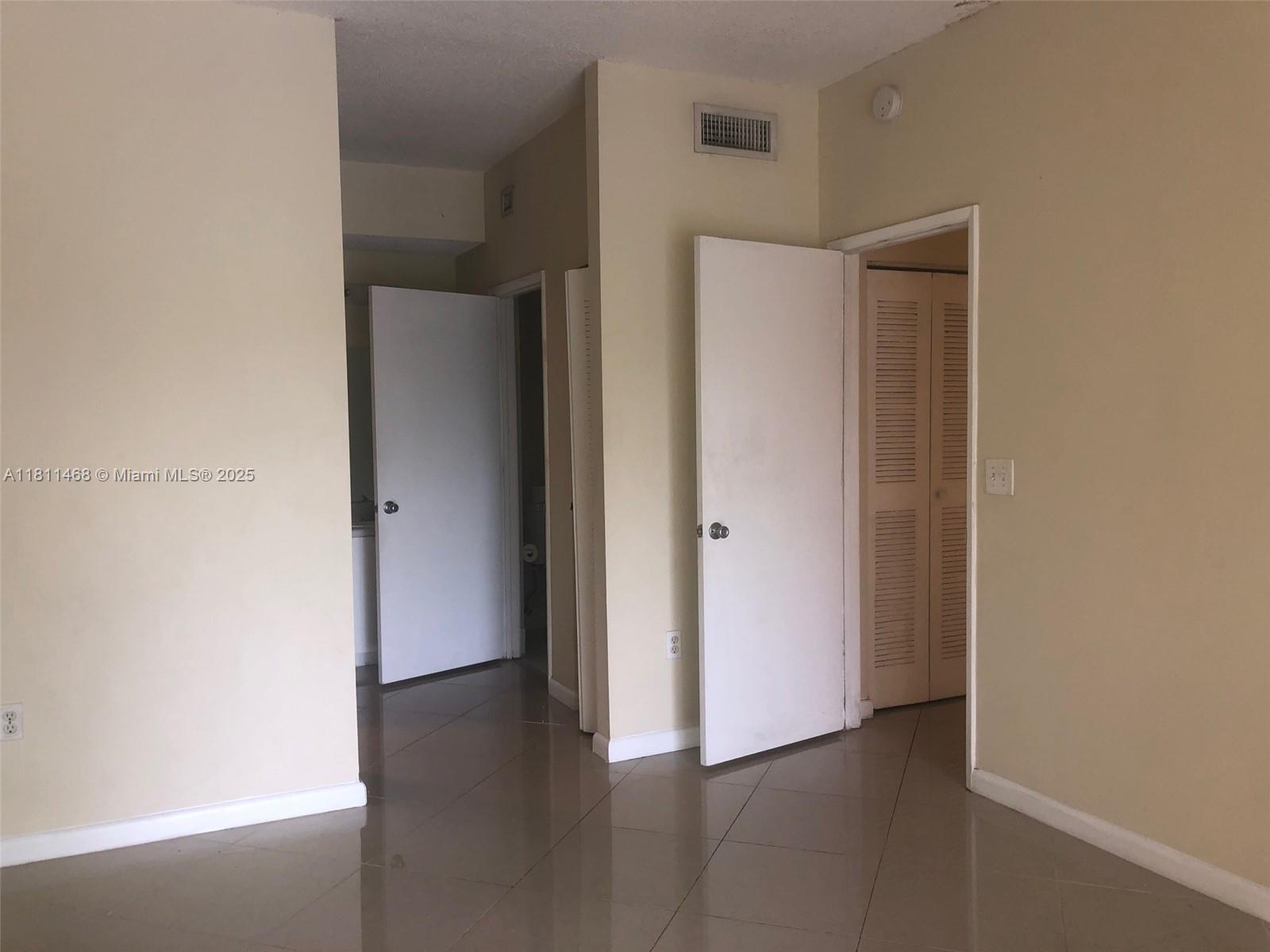 COURTYARDS AT DAVIE CONDO - Residential Lease