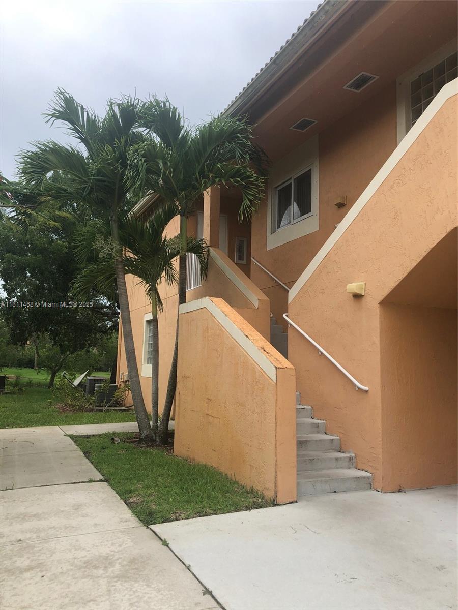 COURTYARDS AT DAVIE CONDO - Residential Lease
