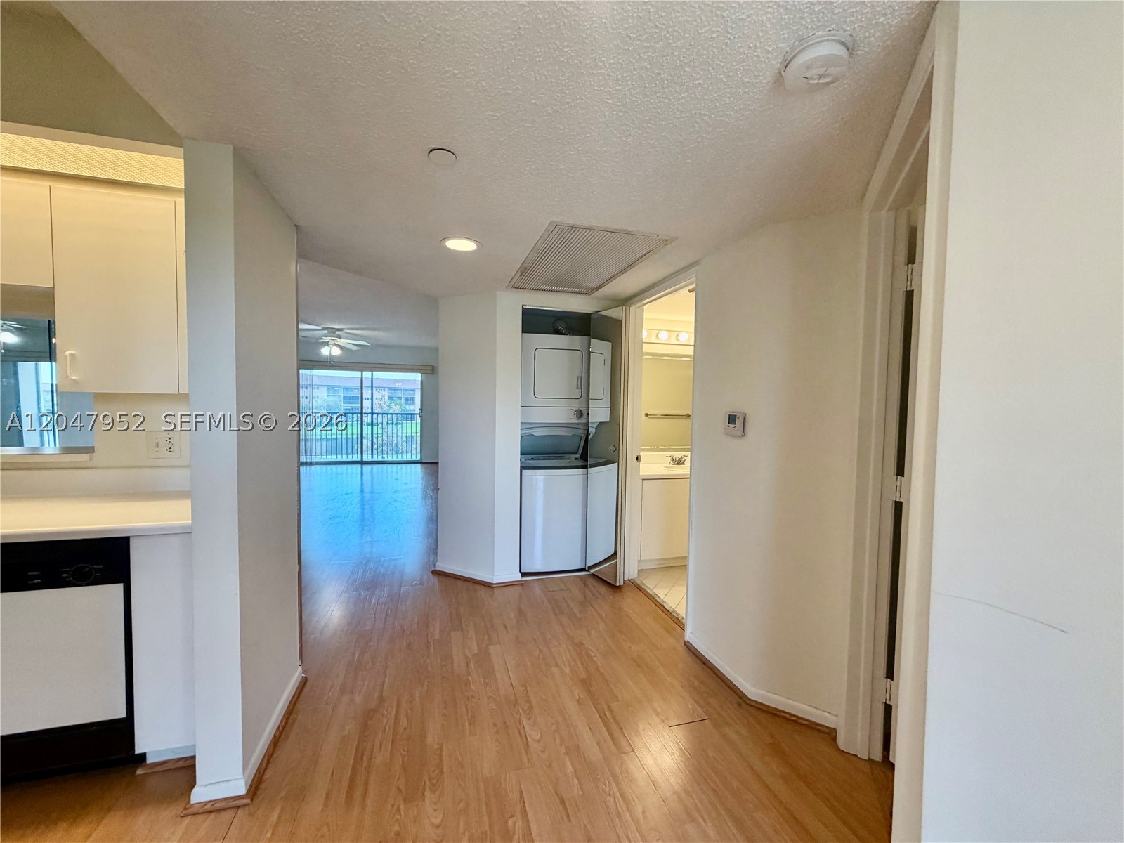 SUFFOLK AT CENTURY VILLAG - Residential