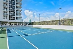 AKOYA CONDO - Residential Lease