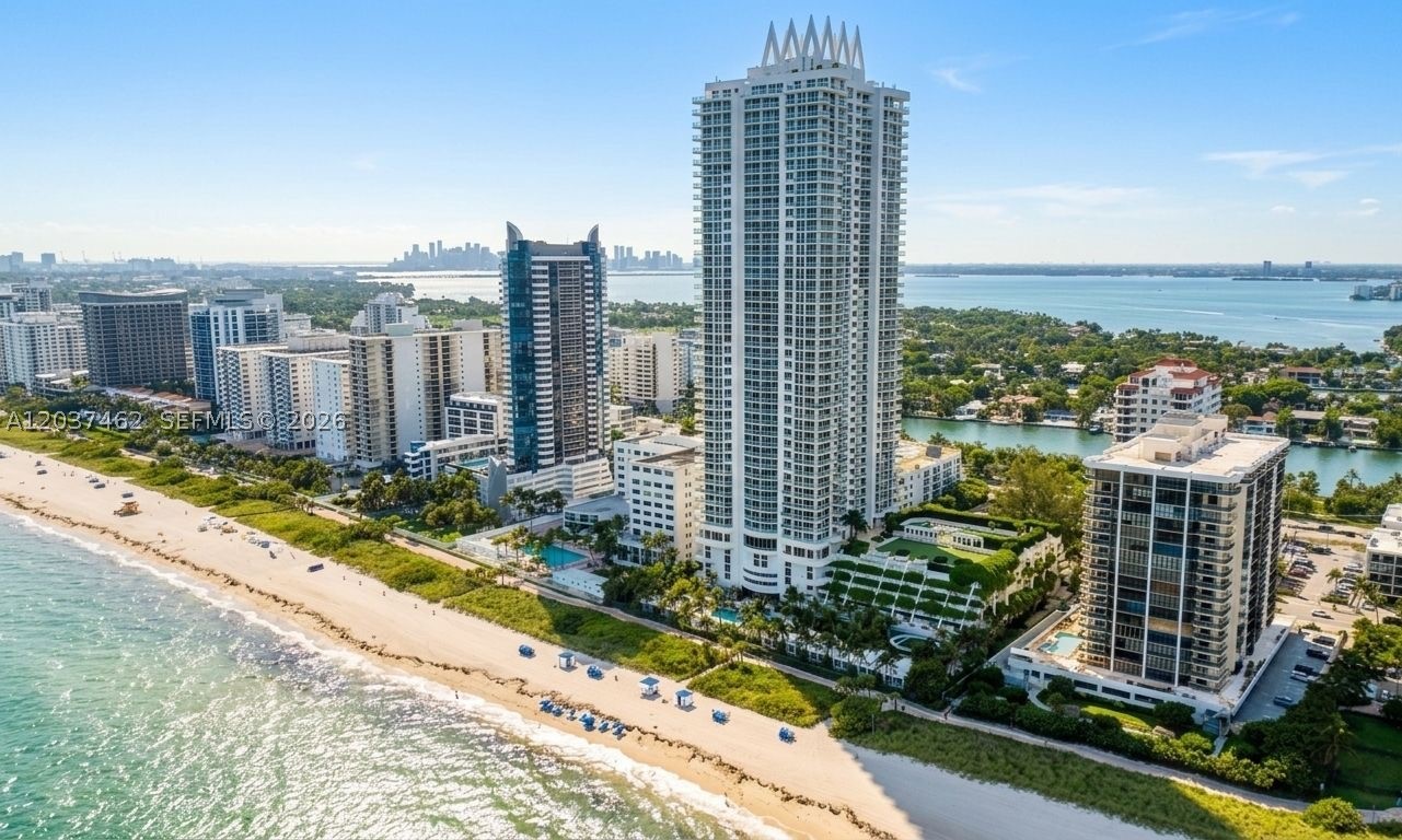AKOYA CONDO - Residential Lease