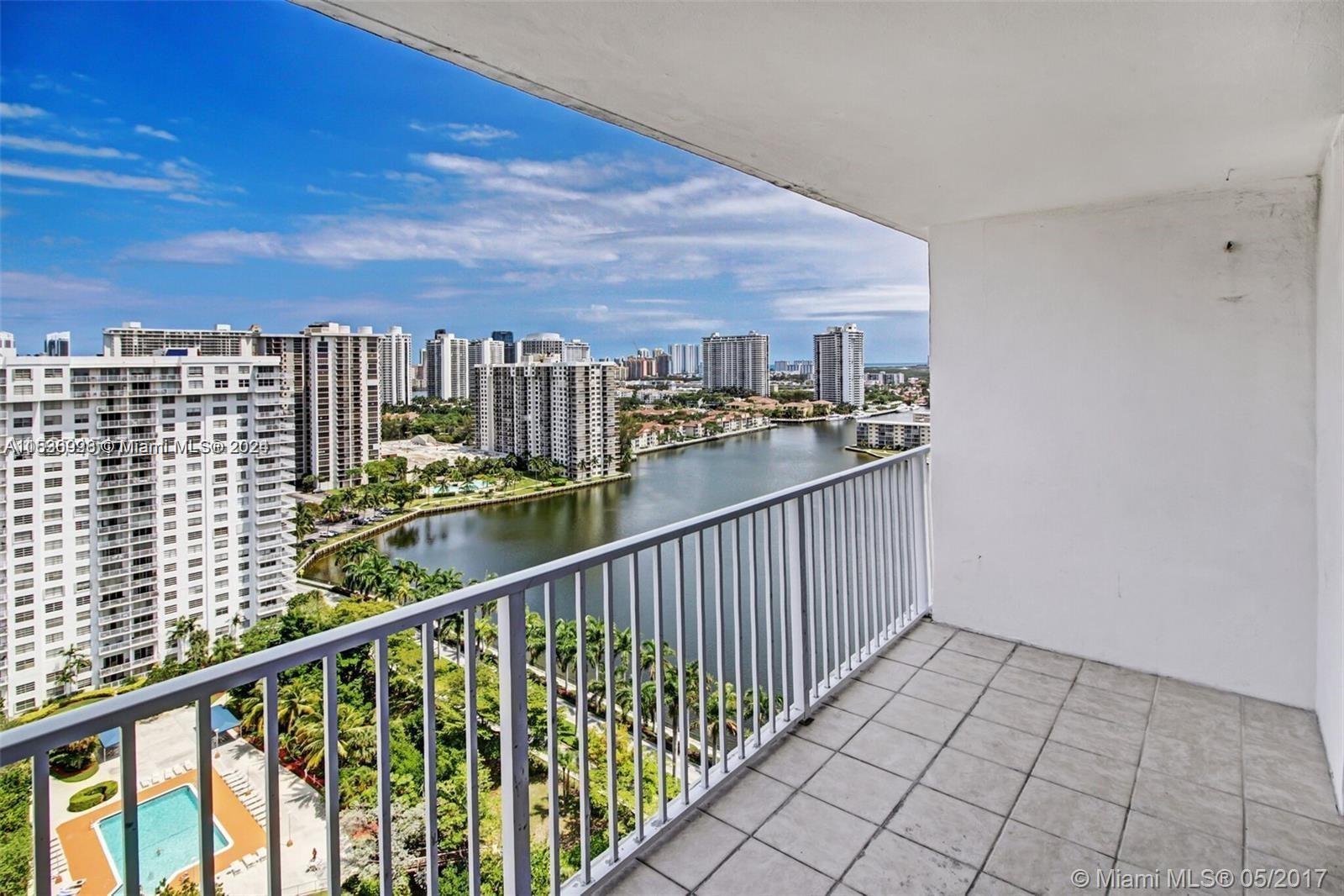 BEAUTIFUL TOTALLY REMODELED 1 Bedroom, 1.5 Bath in Aventura entering the William Island on the left side of the
 Lake. All new Stainless Steel Appliances. Gorgeous View of the Bay. Community offers 2 Pools, Tennis Courts and
 Gym. Within walking distance to the Library, Aventura Mall and more.