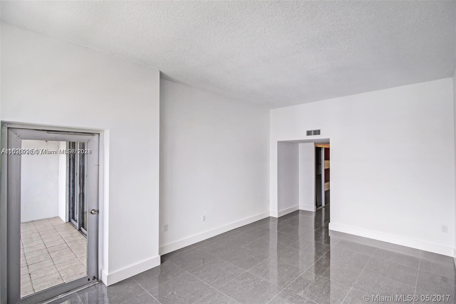 ADMIRALS PORT CONDO WEST - Residential