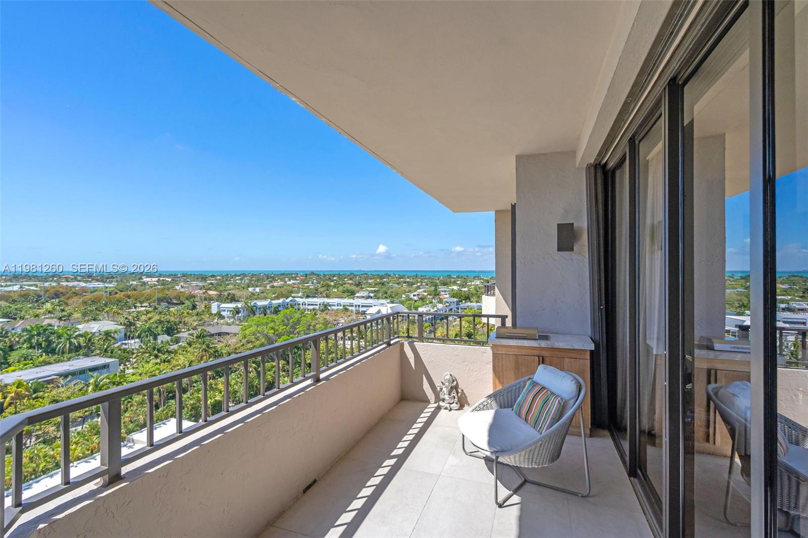THE EMERALDBAY @ KEY COLO - Residential
