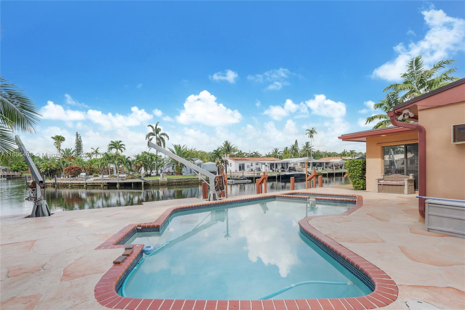 LOOK HOMESITES NO 3 - Residential
