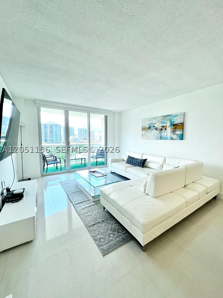OCEAN RESERVE CONDO - Residential Lease