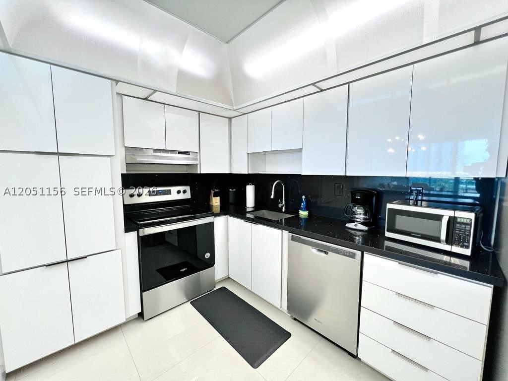 OCEAN RESERVE CONDO - Residential Lease