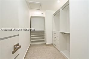 SKY LAKE TERR - Residential Lease