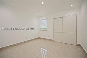 SKY LAKE TERR - Residential Lease