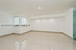 SKY LAKE TERR - Residential Lease