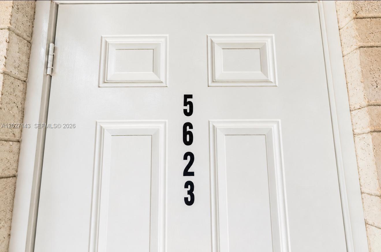BUENA VISTA GARDENS - Residential Lease