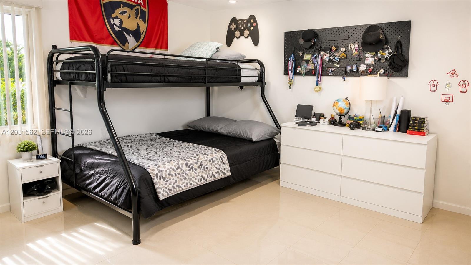 WATERS EDGE TOWERS CONDO - Residential