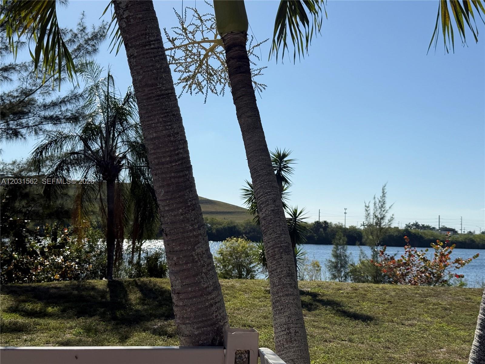 WATERS EDGE TOWERS CONDO - Residential