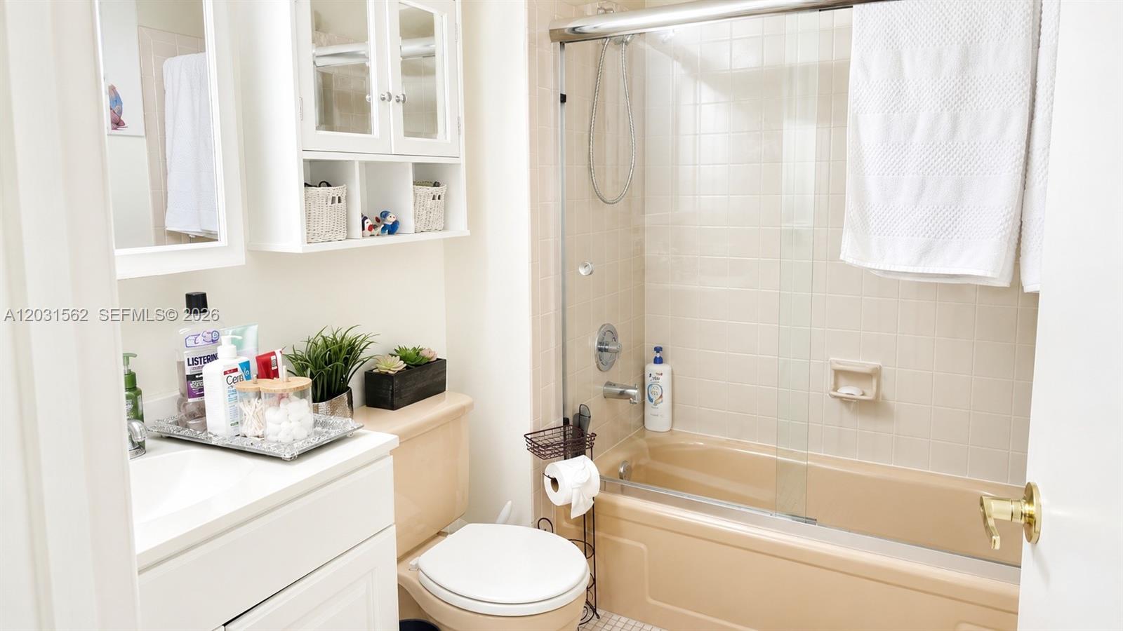 WATERS EDGE TOWERS CONDO - Residential