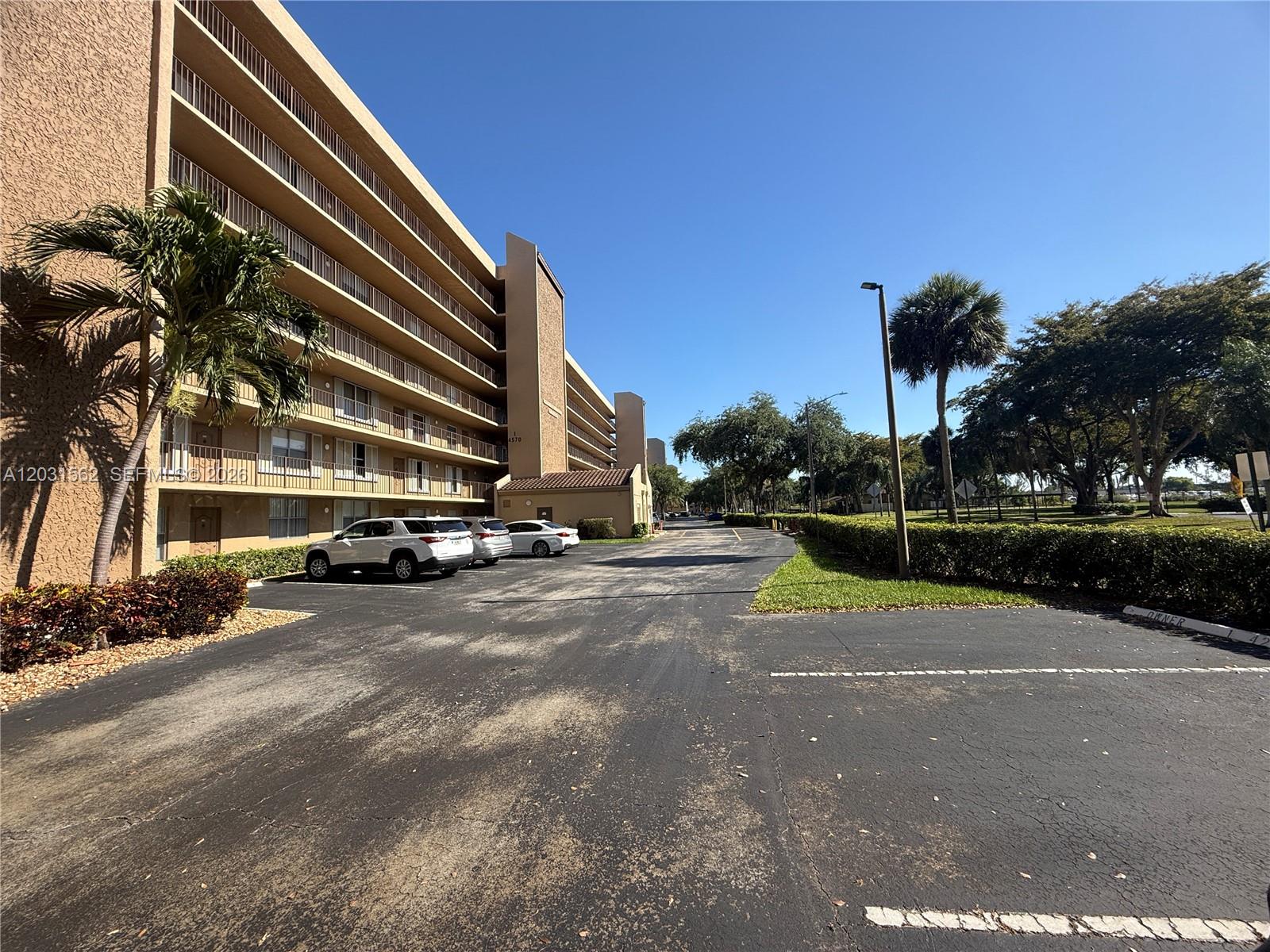 WATERS EDGE TOWERS CONDO - Residential