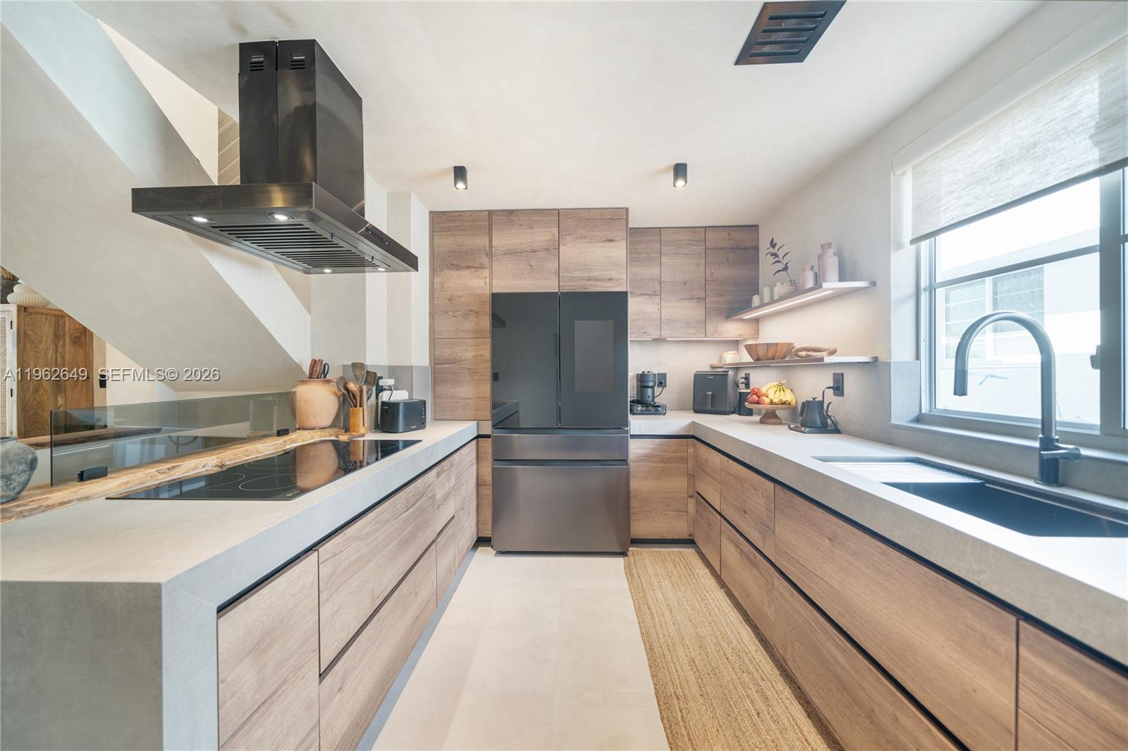 MERIDIAN PLACE CONDO - Residential