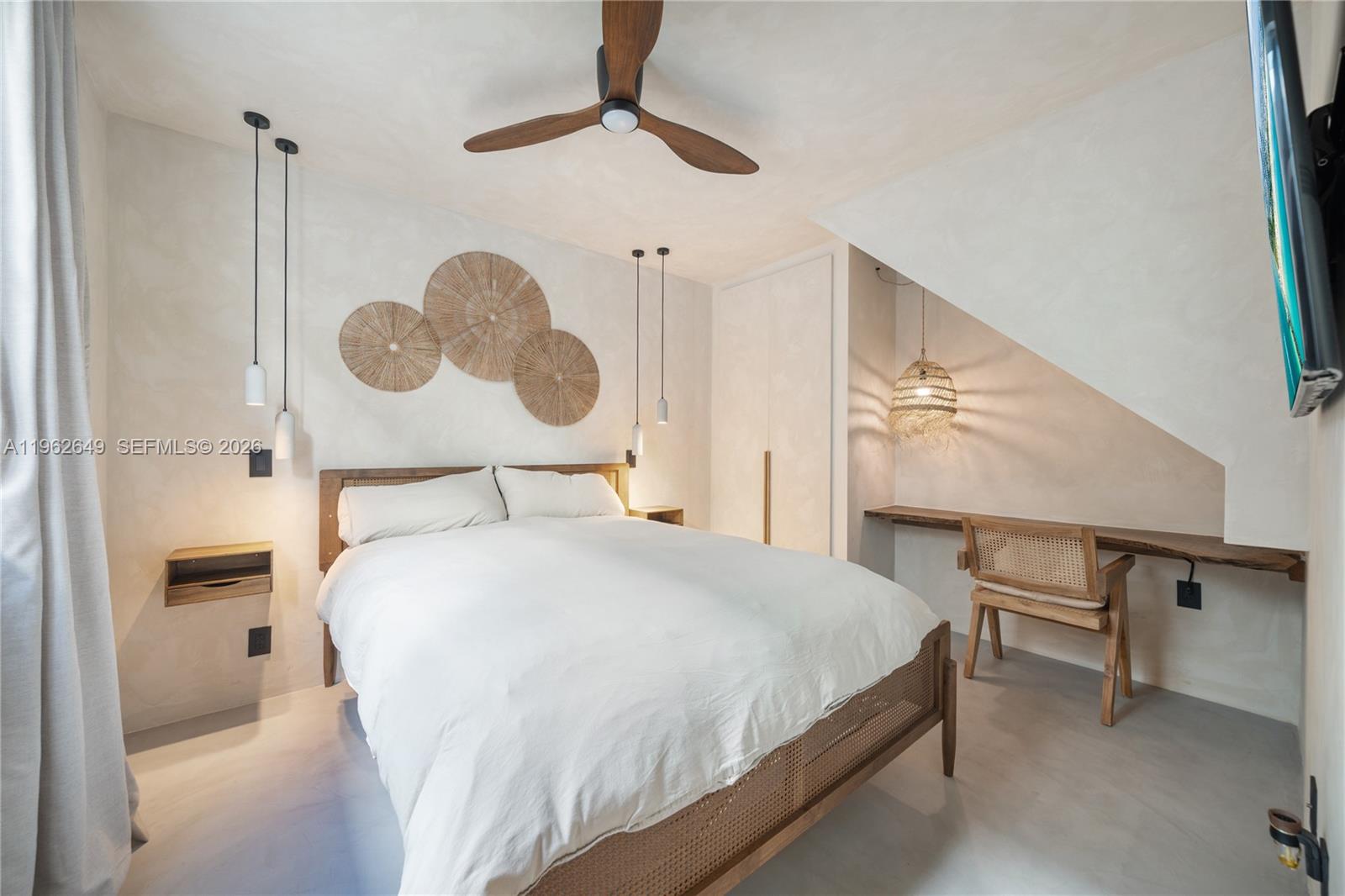 MERIDIAN PLACE CONDO - Residential