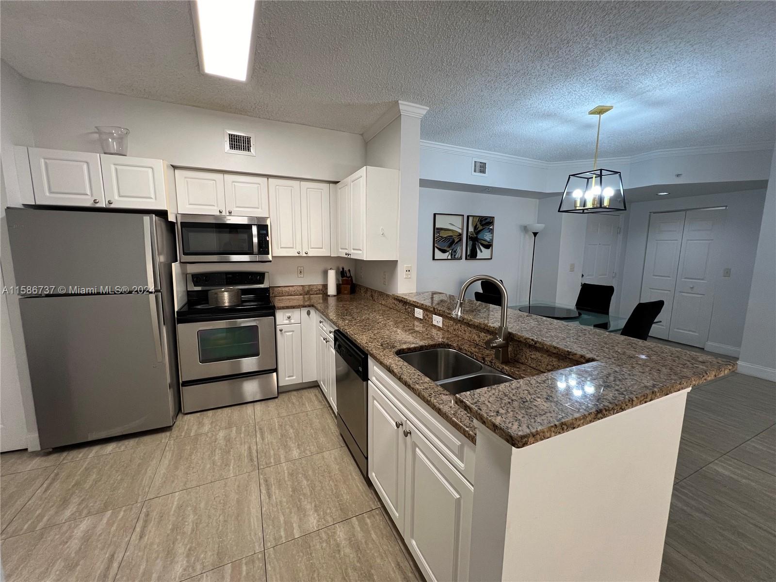 PORTO BELLAGIO CONDO - Residential Lease