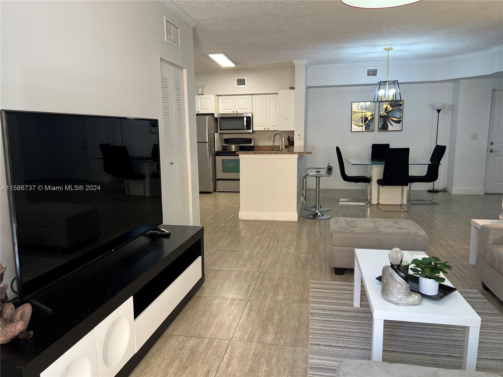 PORTO BELLAGIO CONDO - Residential Lease