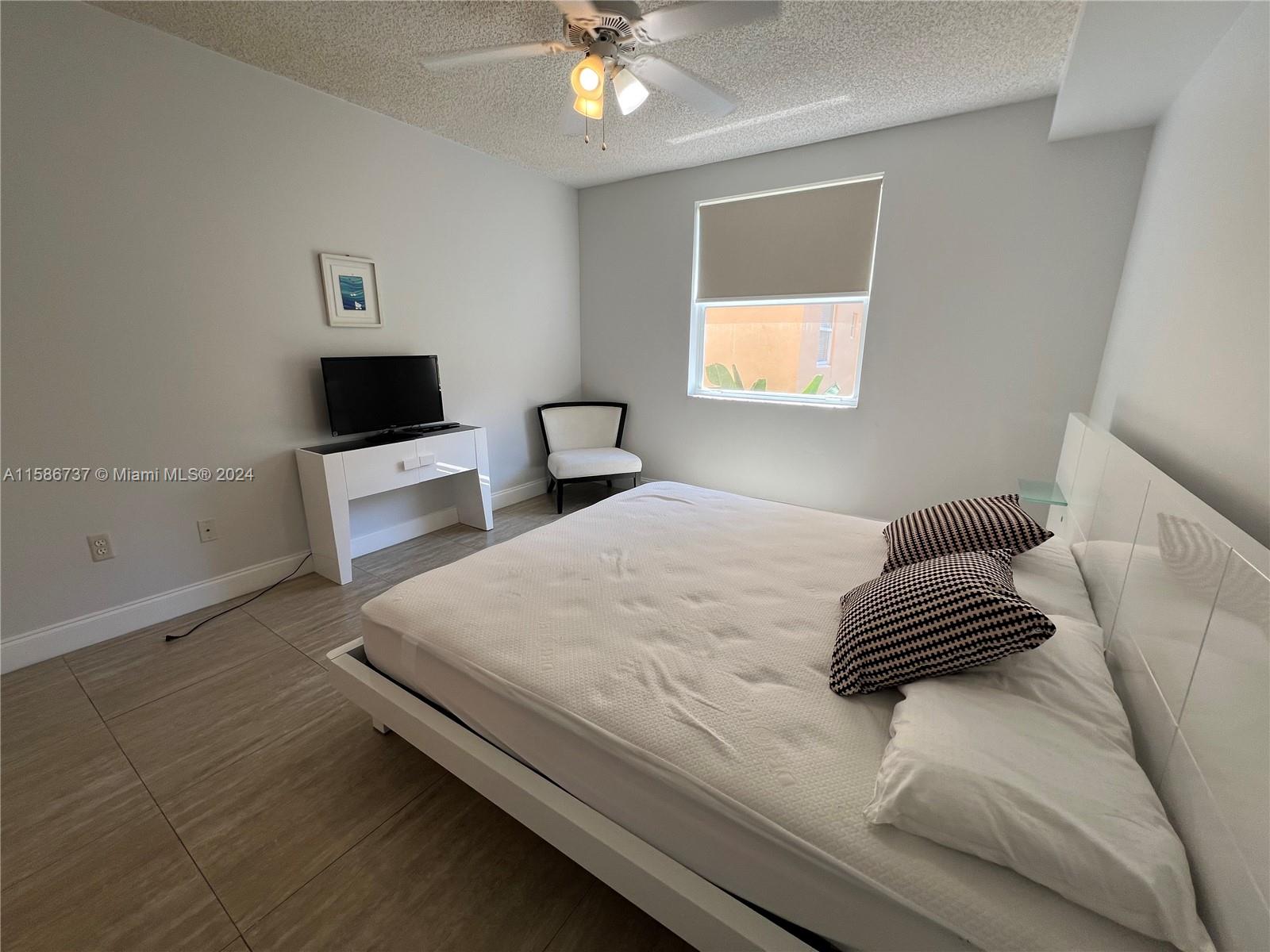 PORTO BELLAGIO CONDO - Residential Lease