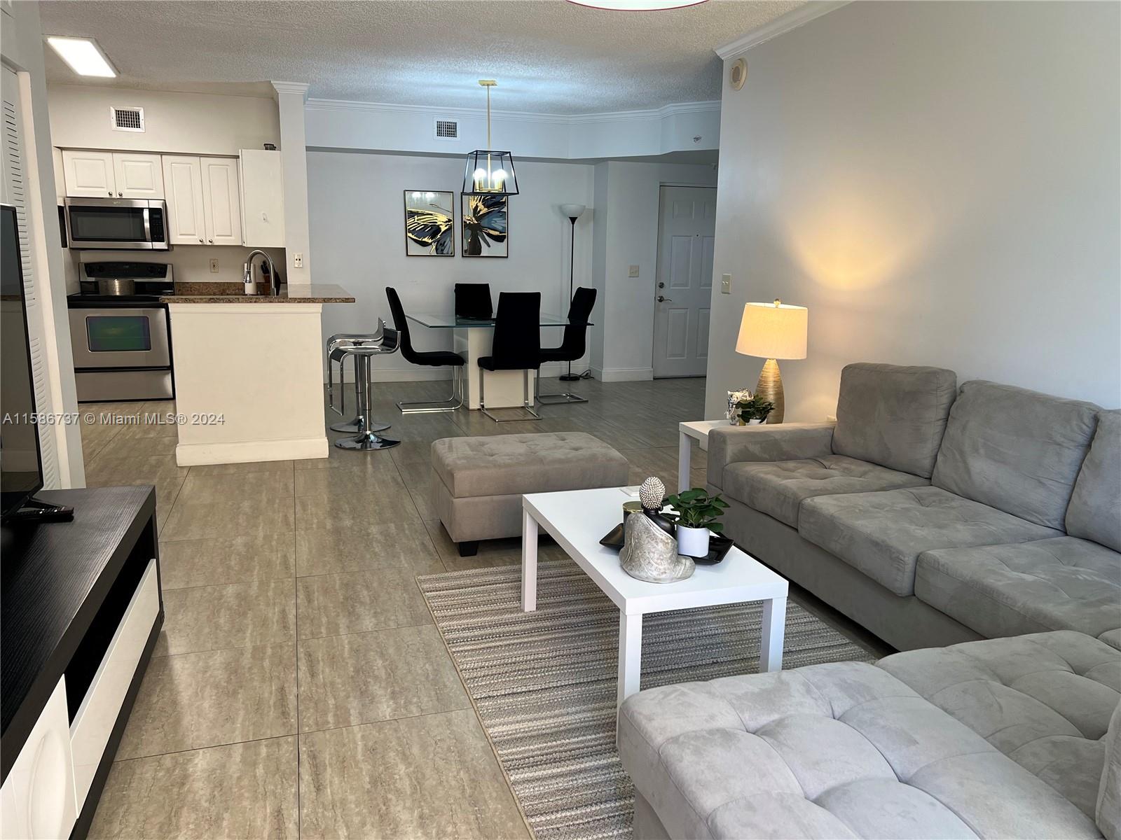 PORTO BELLAGIO CONDO - Residential Lease