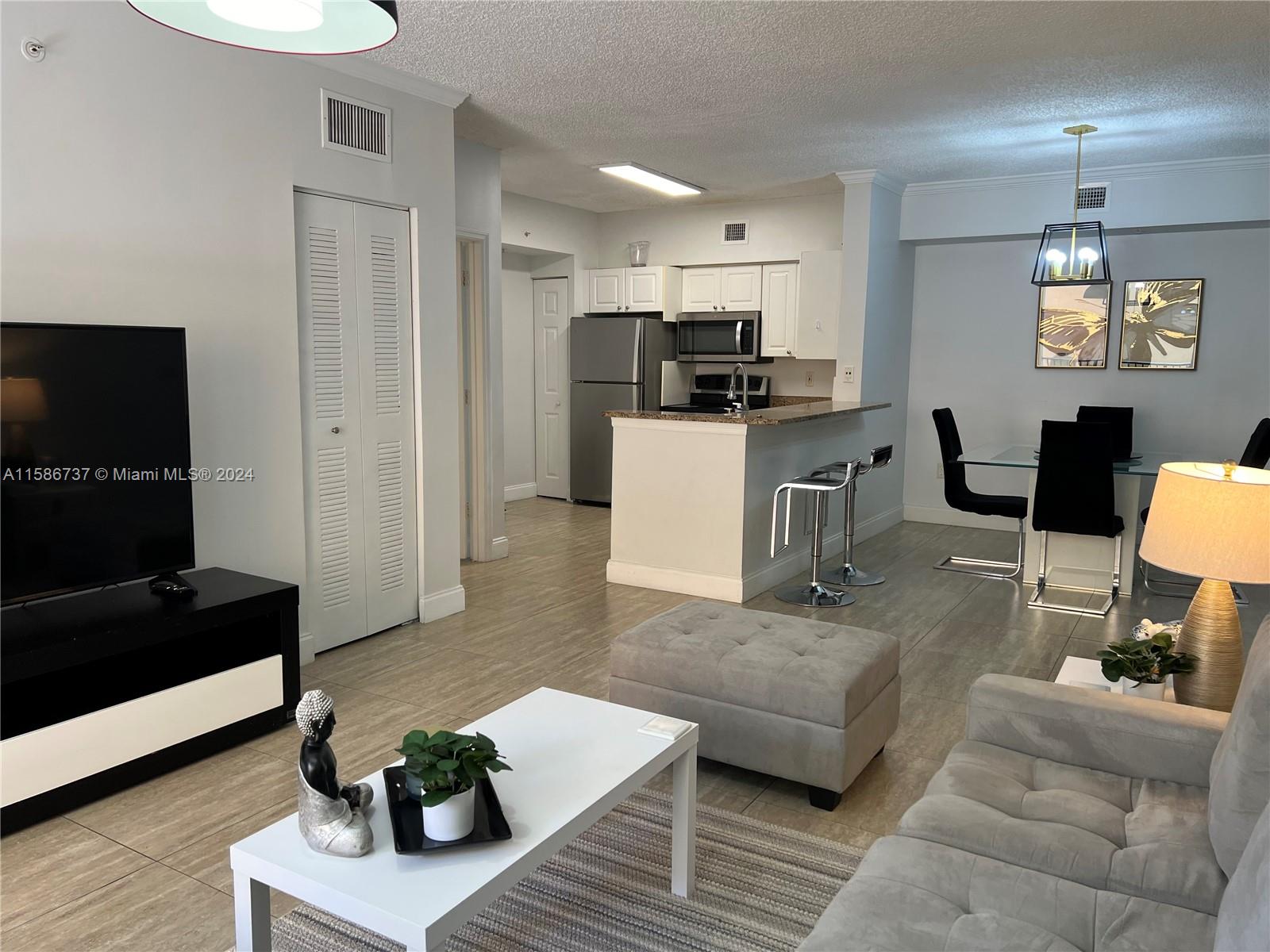 PORTO BELLAGIO CONDO - Residential Lease