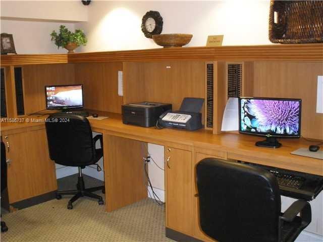 PORTO BELLAGIO CONDO - Residential Lease