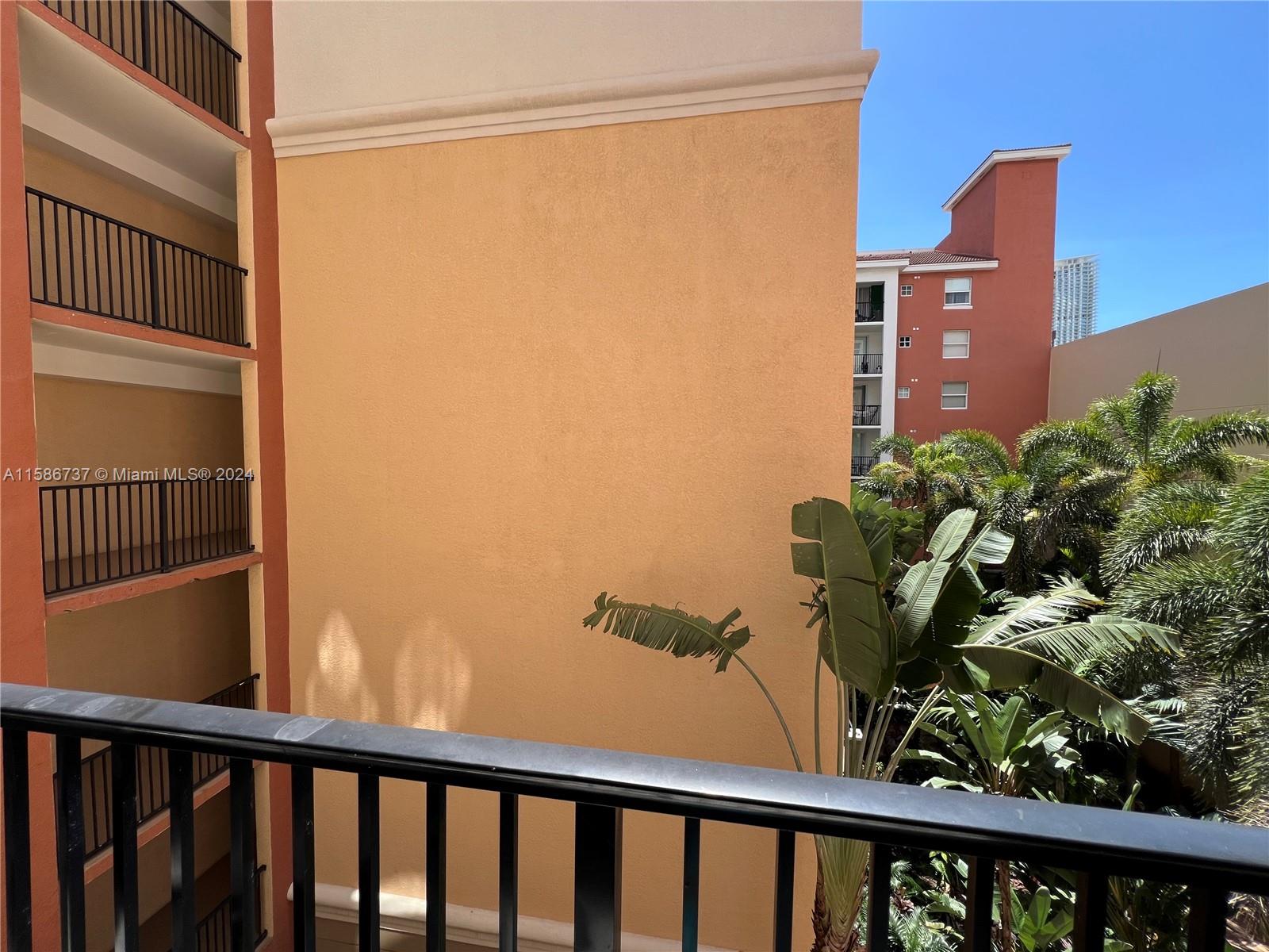 PORTO BELLAGIO CONDO - Residential Lease