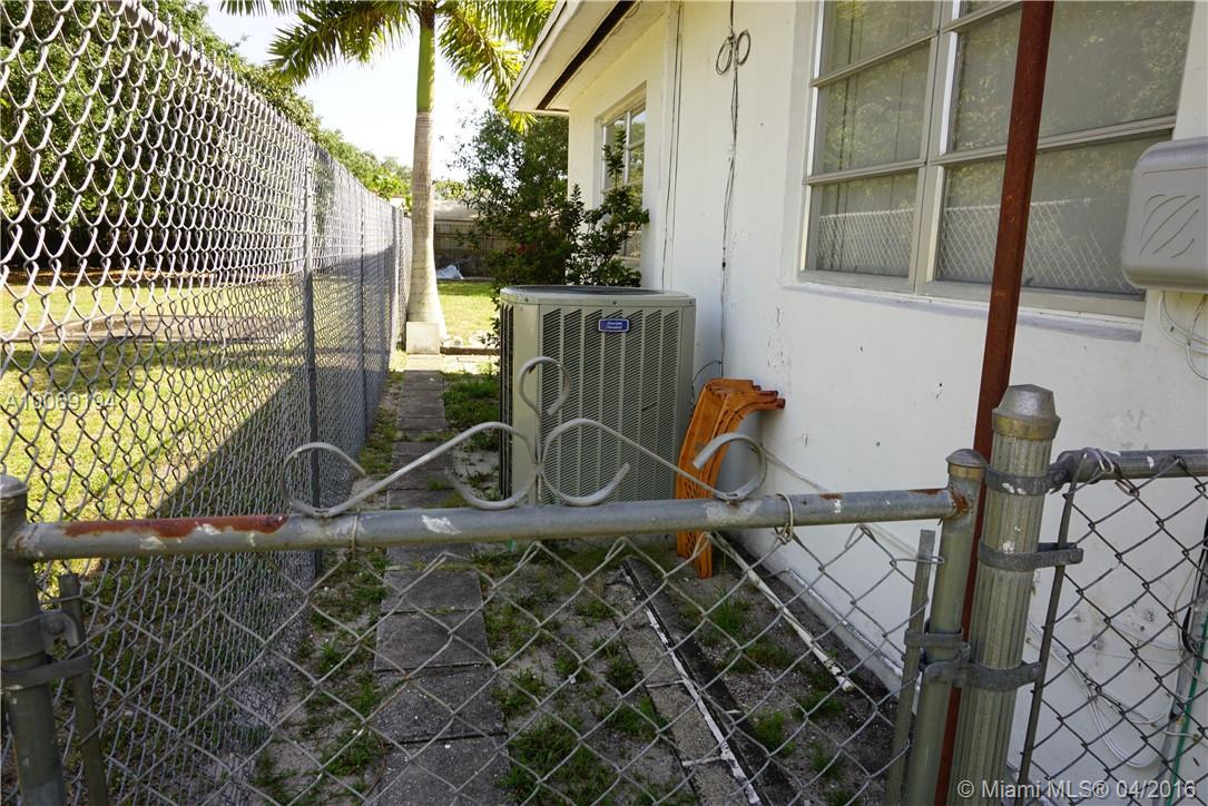 Biscayne Gardens Sec F Pt - Residential Lease