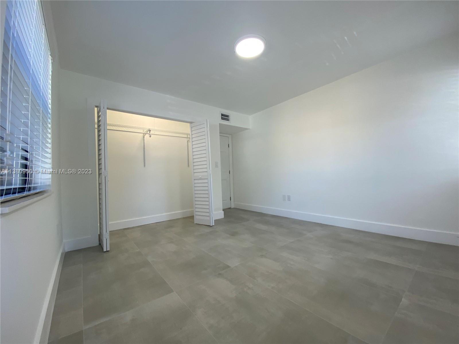 DAVIS CITRUS FARMS - Residential Lease