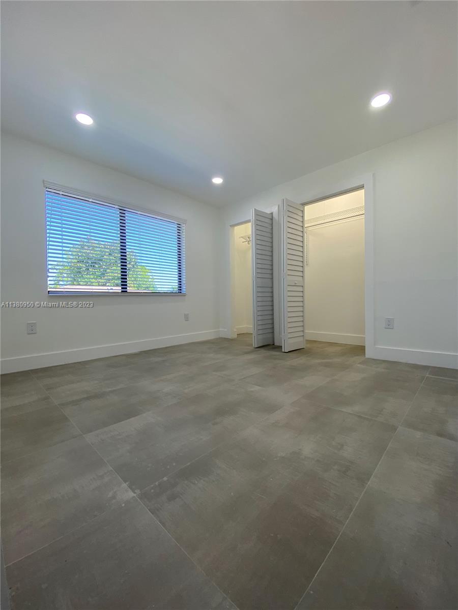 DAVIS CITRUS FARMS - Residential Lease
